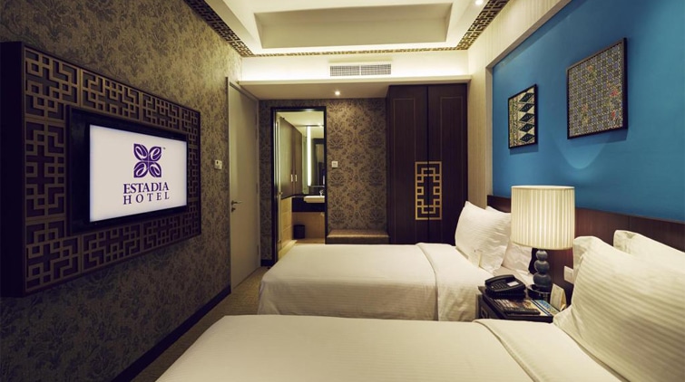 hotel dekat mahkota medical centre