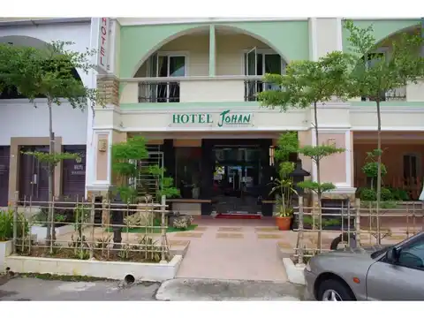 Hotel Johan dekat Mahkota Medical Centre